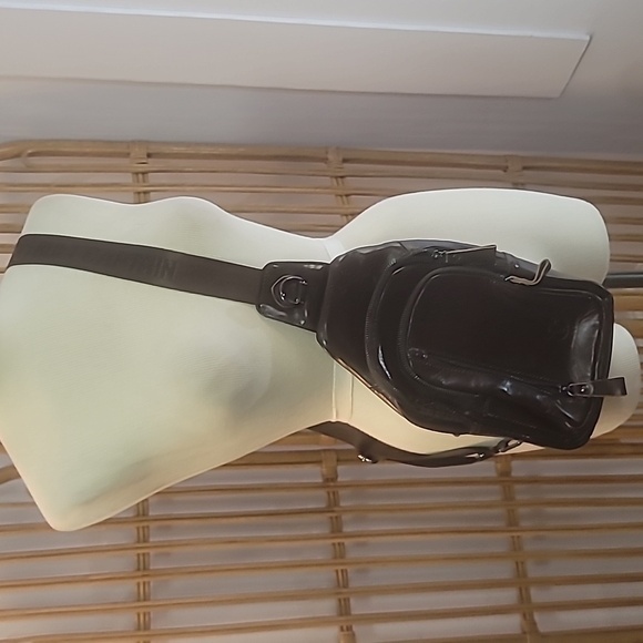 Bull Captain brown  crossbody for men travel 5 zippered pockets - Picture 1 of 10